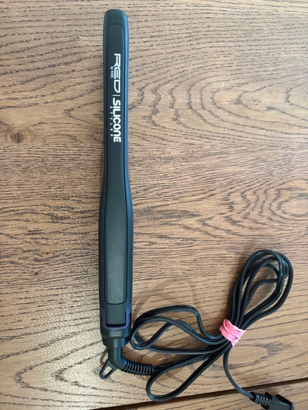 RED by KISS Silicone Flat Iron 1/2 in